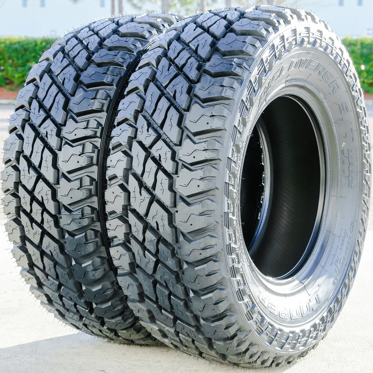 Cooper Discoverer S/T Maxx LT 245/75R17 121/118Q E (10 Ply)
