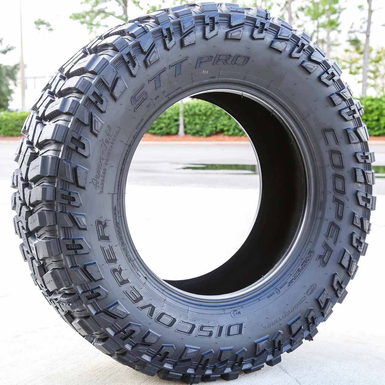 Cooper Discoverer STT Pro LT 35X12.50R22 121Q F (12 Ply)