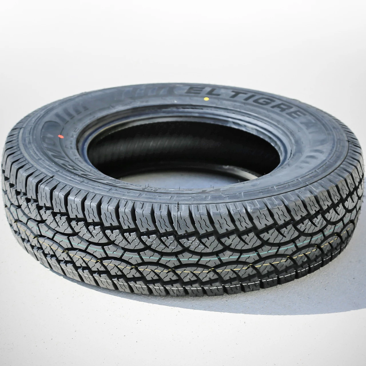 Cosmo El Tigre AT LT 235/85R16 120/116S E (10 Ply)