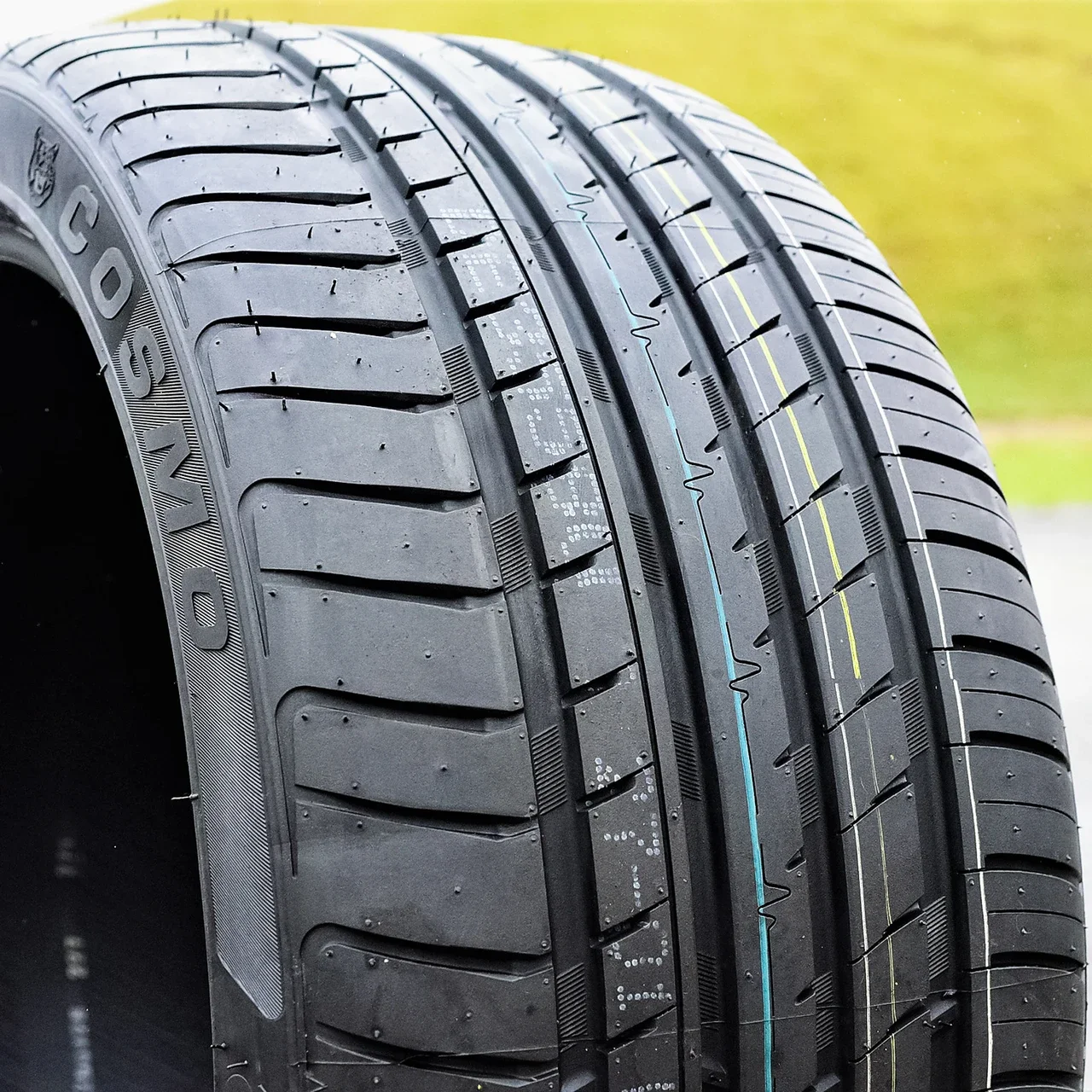 Cosmo MuchoMacho 225/40R18 ZR 92Y XL