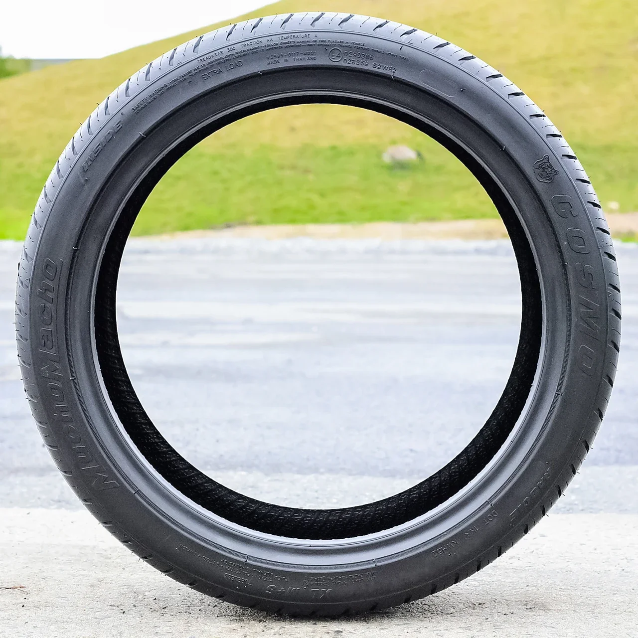 Cosmo MuchoMacho 225/50R17 ZR 98W XL