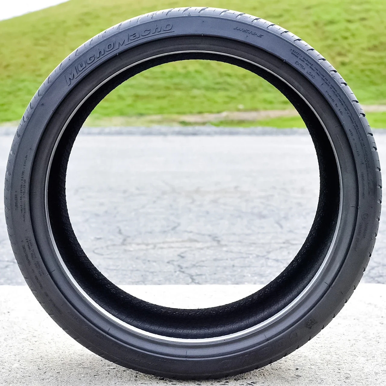 Cosmo MuchoMacho 275/40R20 ZR 106Y XL