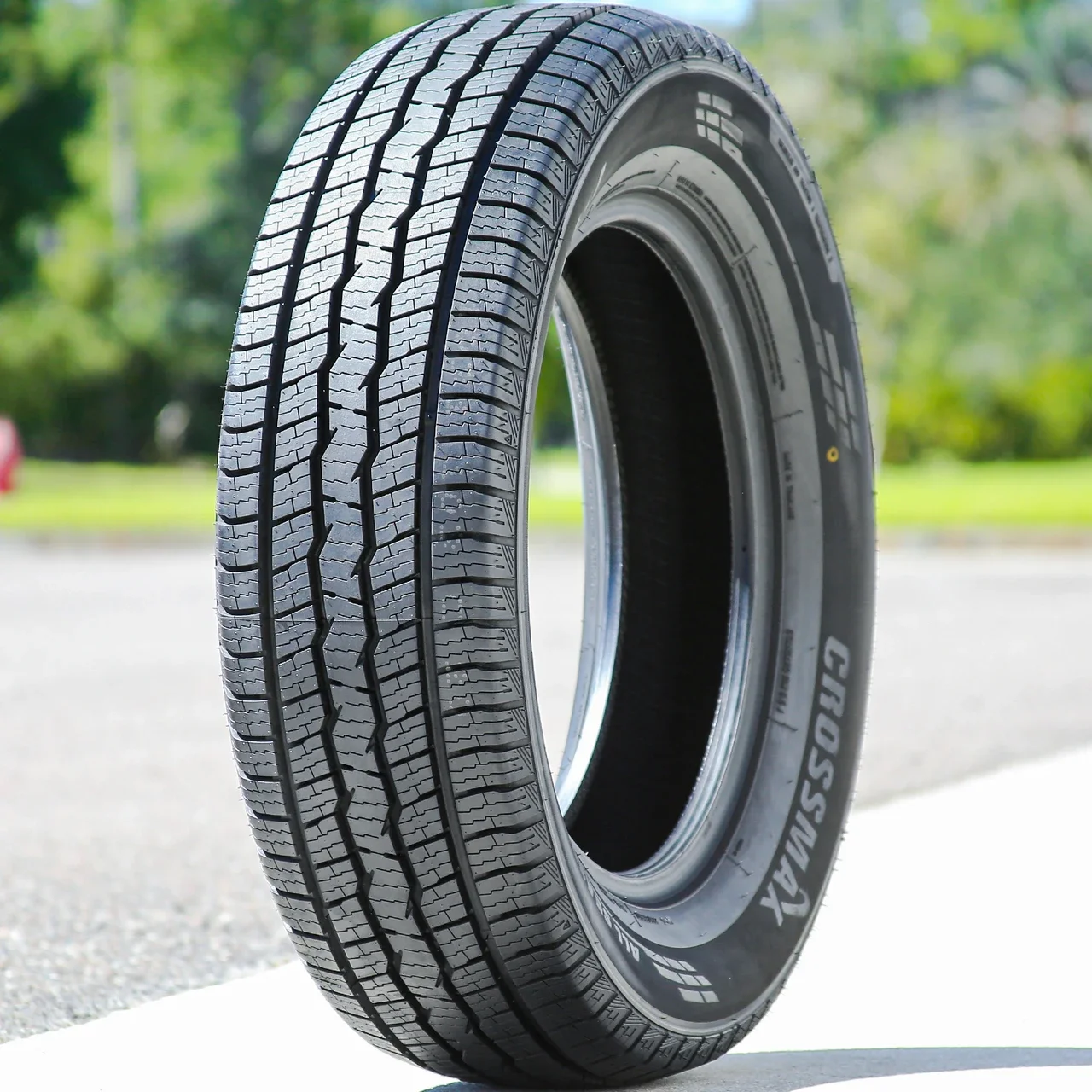 Crossmax CHTS-1 235/65R18 106H
