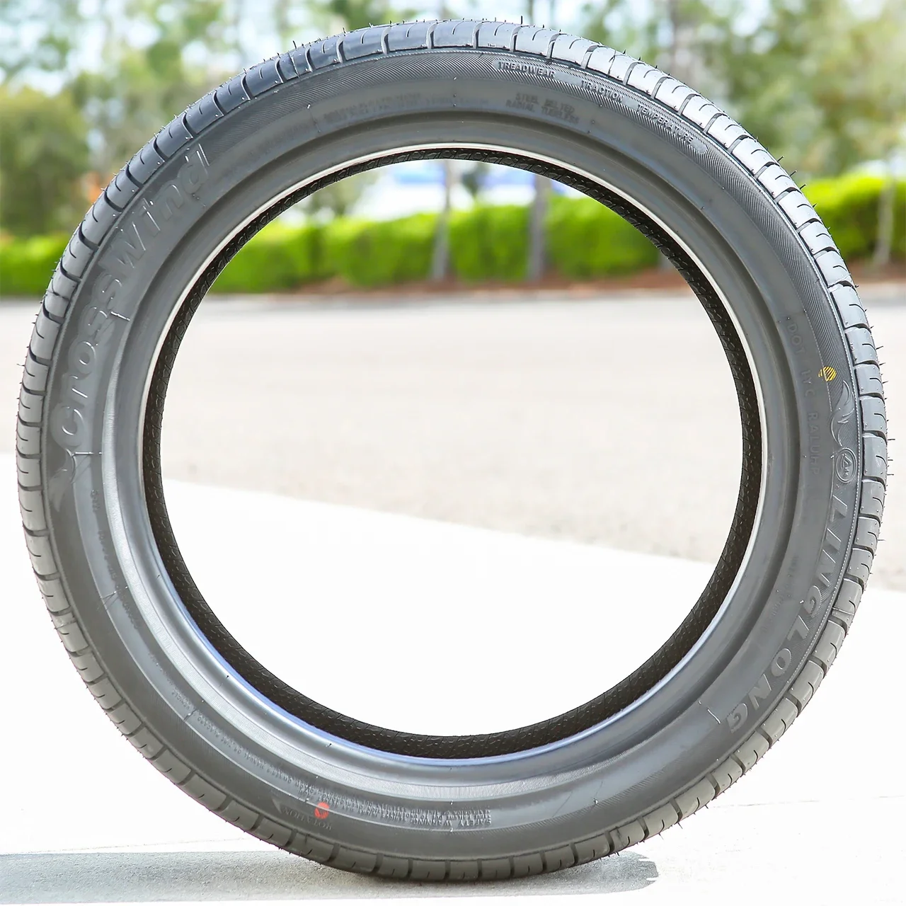 Crosswind by LingLong All Season UHP 235/40R18 95W XL