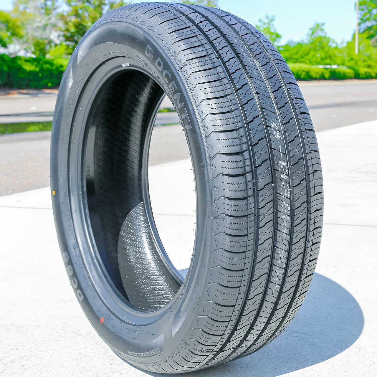 Dcenti DC66 305/35R24 112V