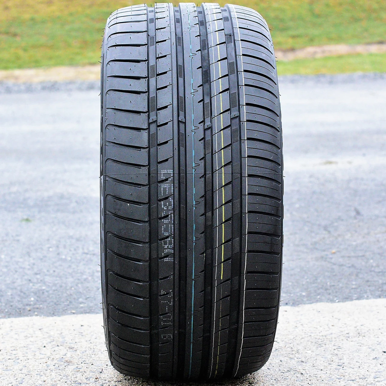 Deestone Expedite RA801E 255/30R19 ZR 91Y XL (DOT 2018)