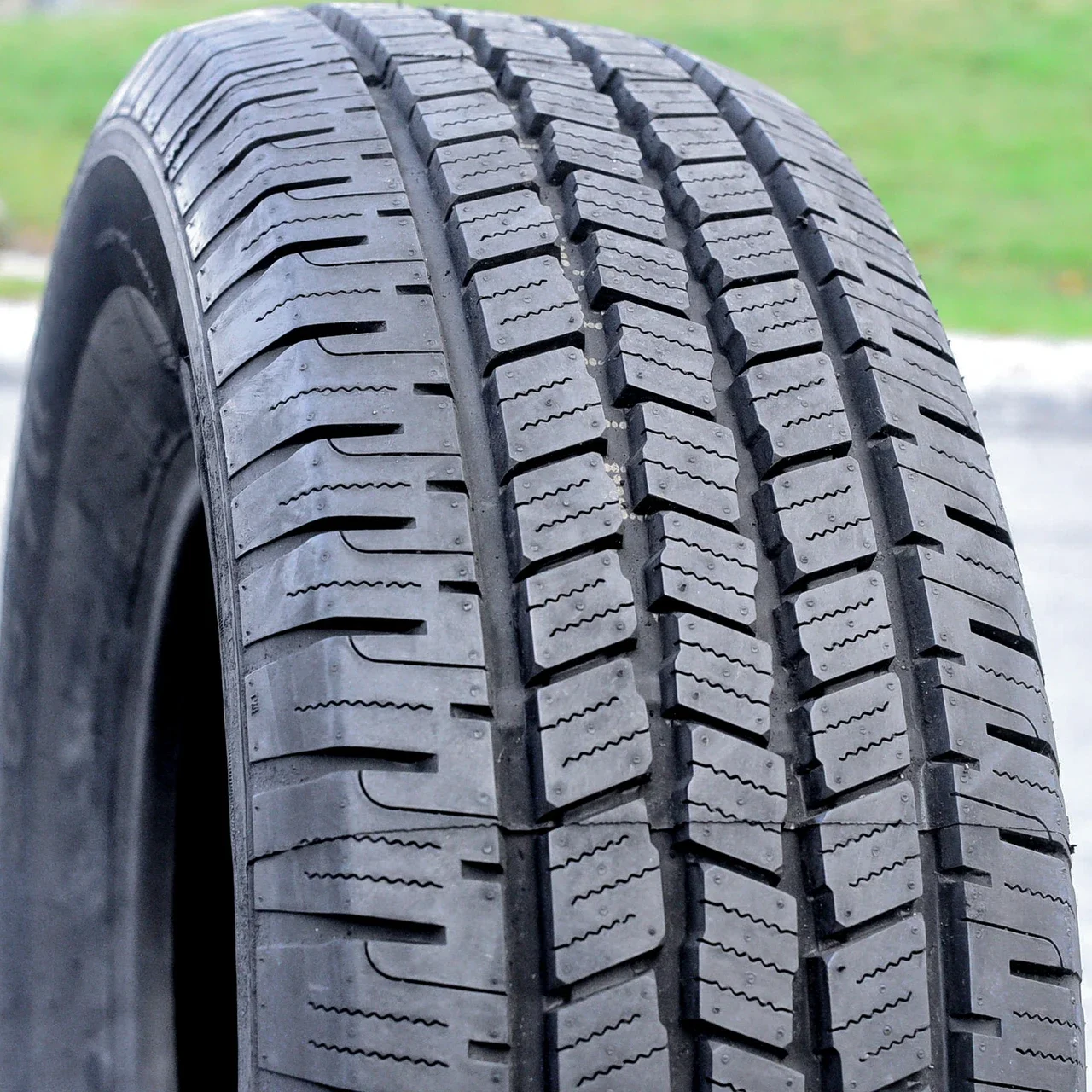 Entrada H/T 265/60R18 110T AS A/S All Season (BLEM) Tire