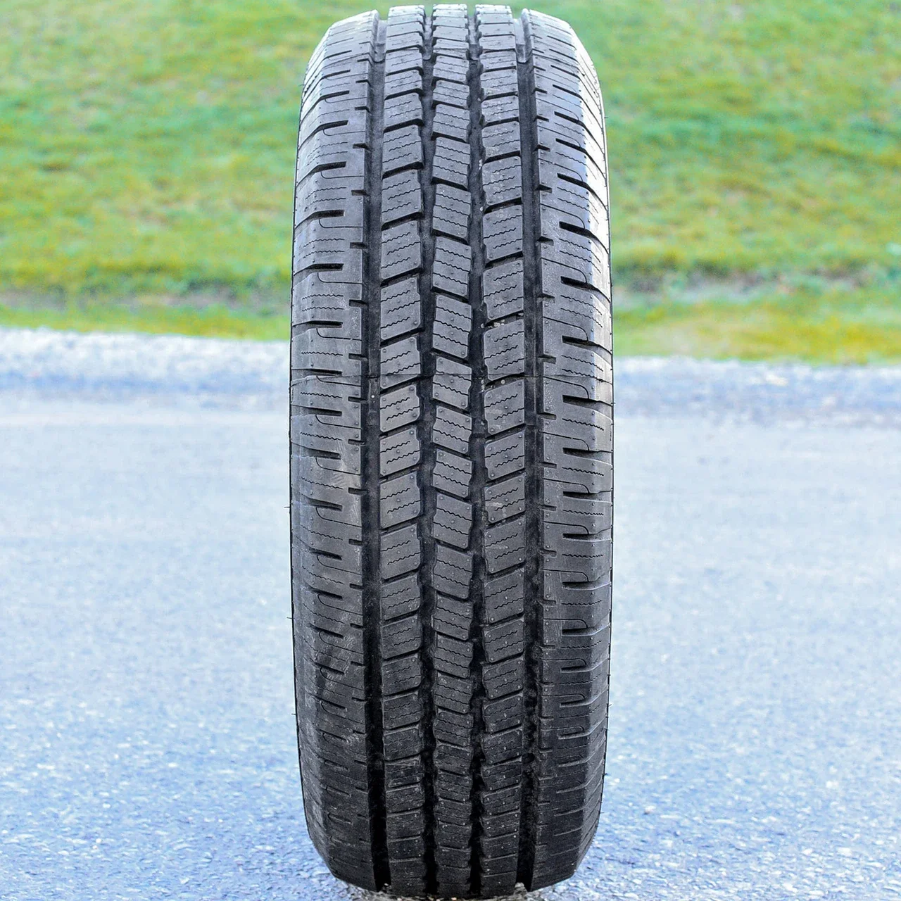 Entrada H/T 265/60R18 110T AS A/S All Season (BLEM) Tire