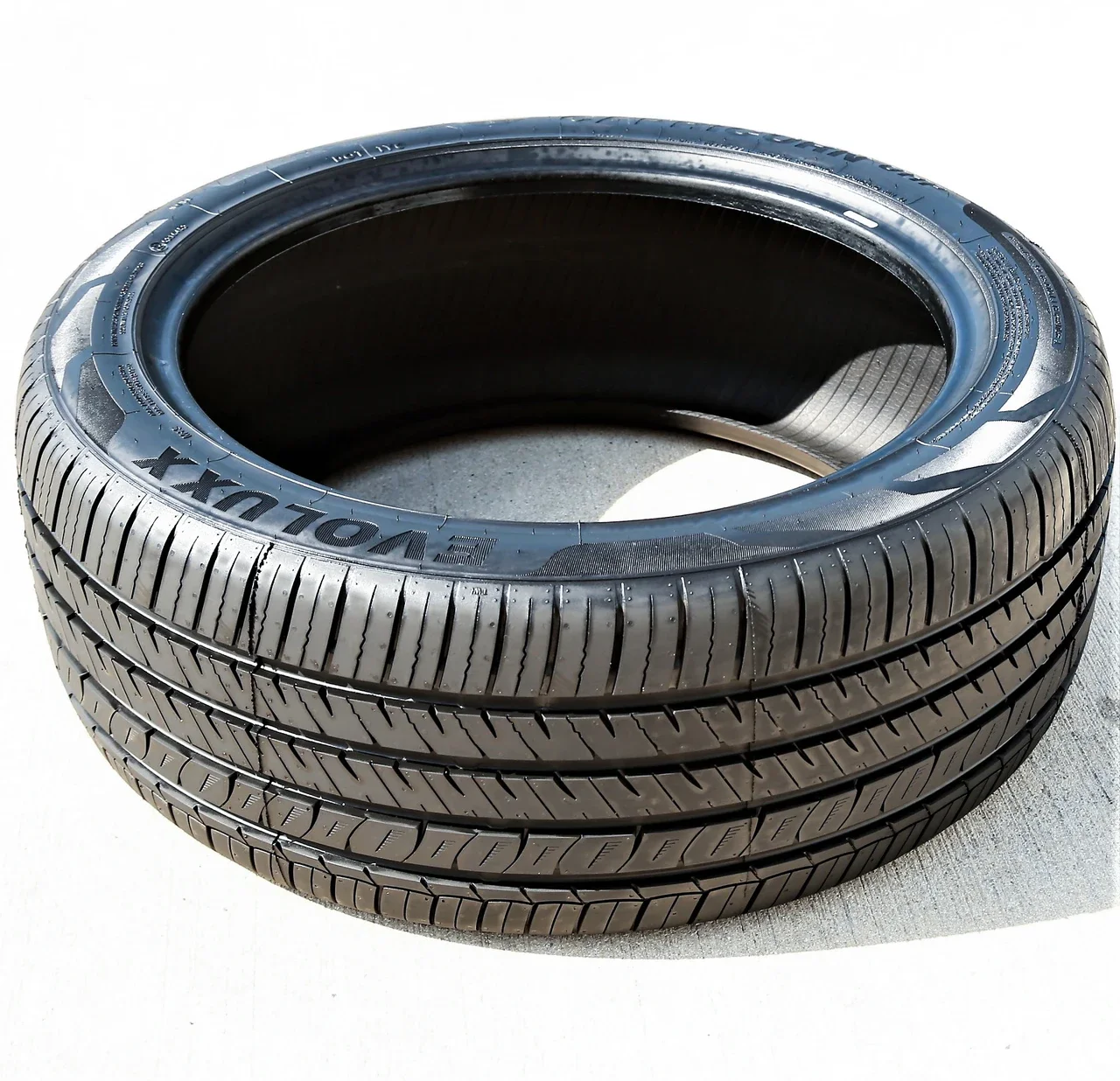 Evoluxx Capricorn UHP 205/45R17 88W XL