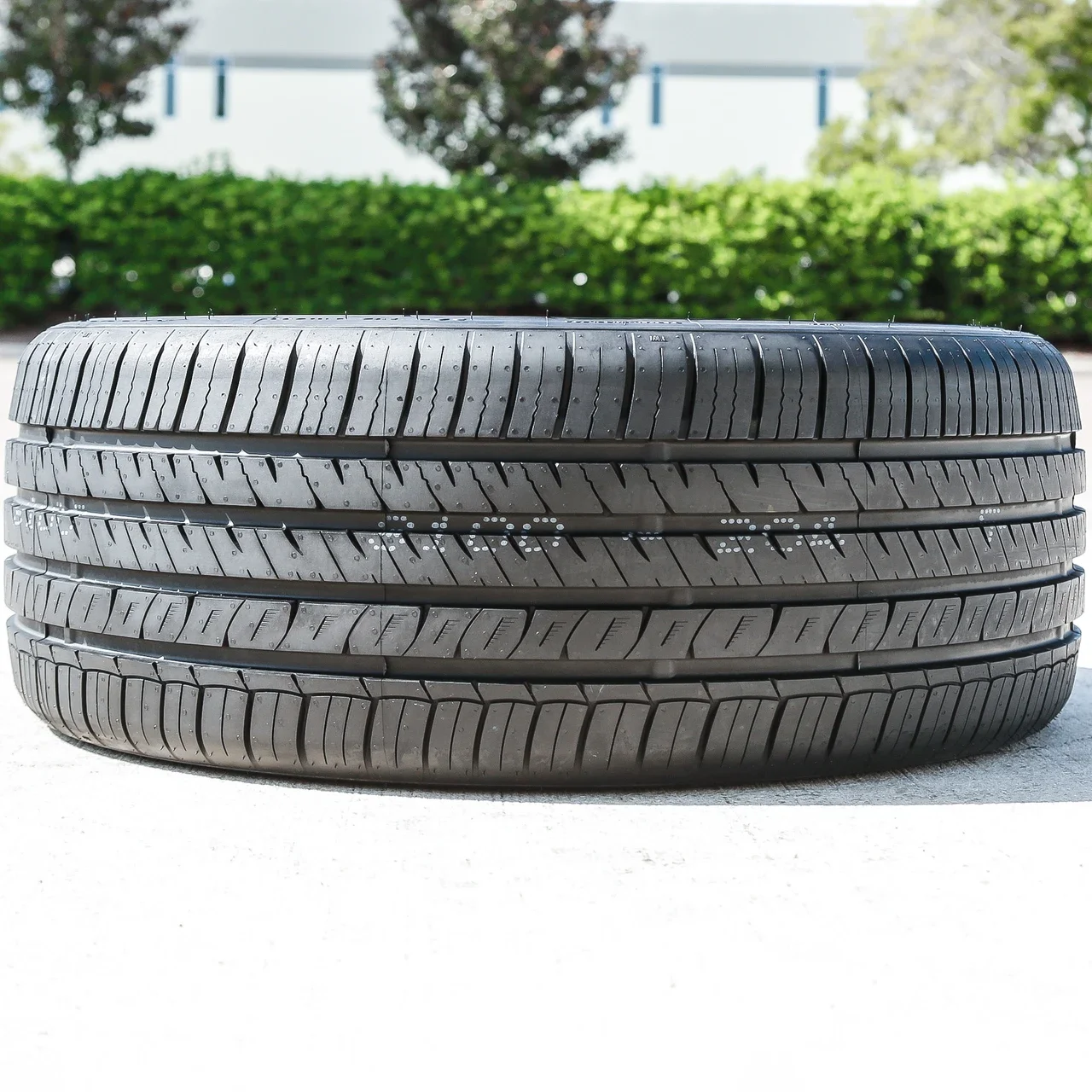 Evoluxx Capricorn UHP 215/40R18 89Y XL