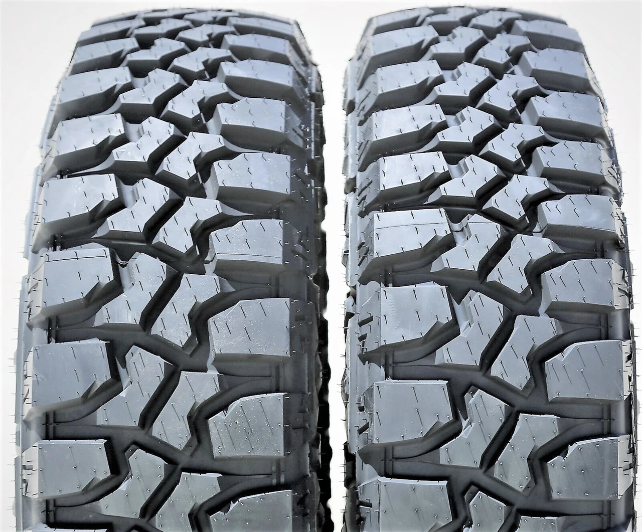 Evoluxx Rotator M/T LT 33X12.50R17 120Q E (10 Ply)