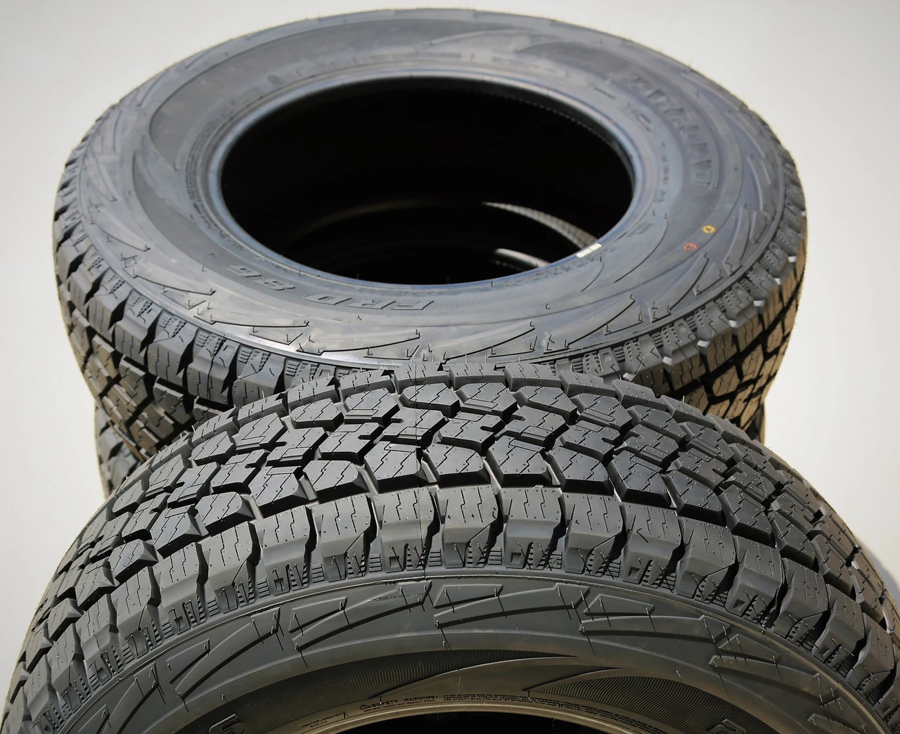 Farroad FRD86 235/60R18 107H XL