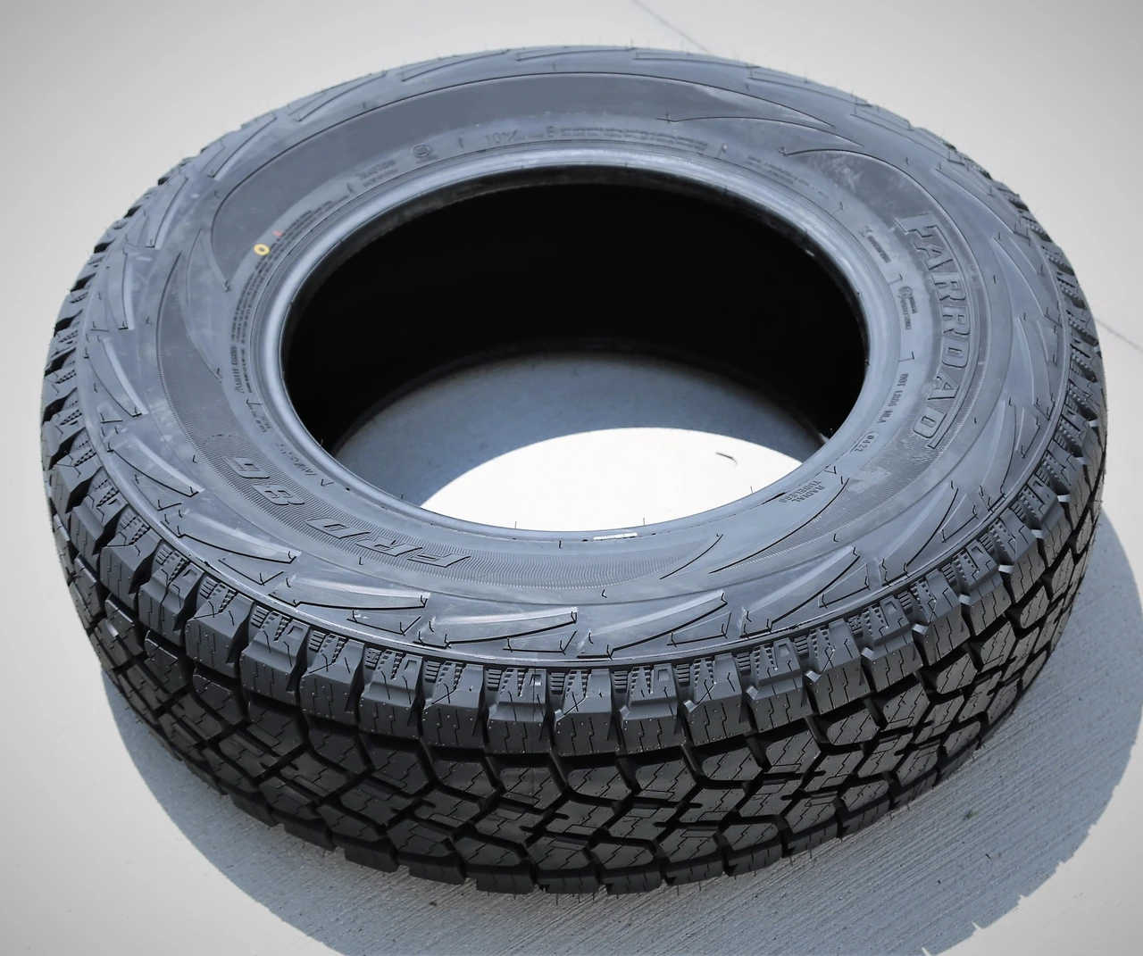 Farroad FRD86 235/60R18 107H XL