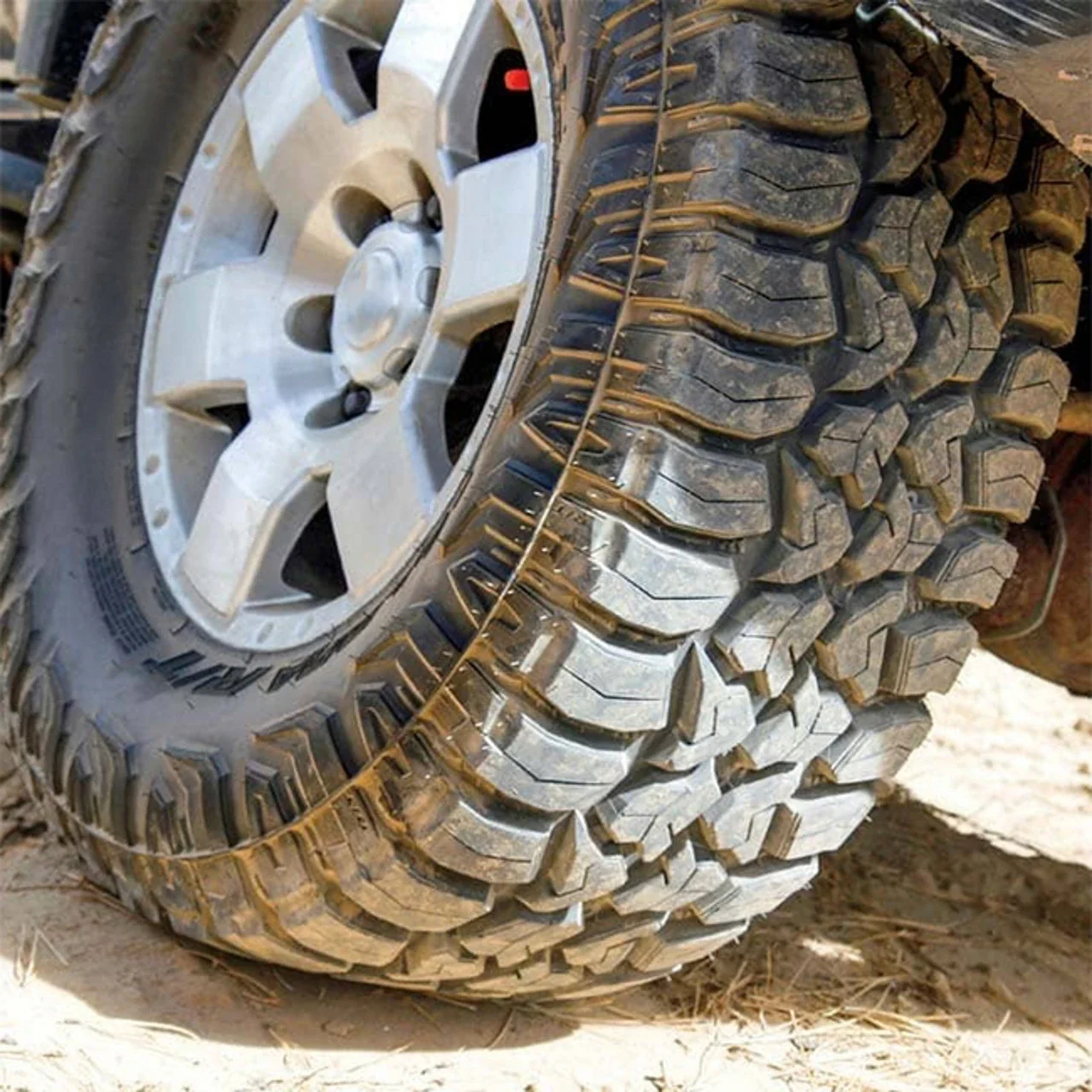 Federal Xplora R/T LT 33X12.50R20 114Q E (10 Ply)
