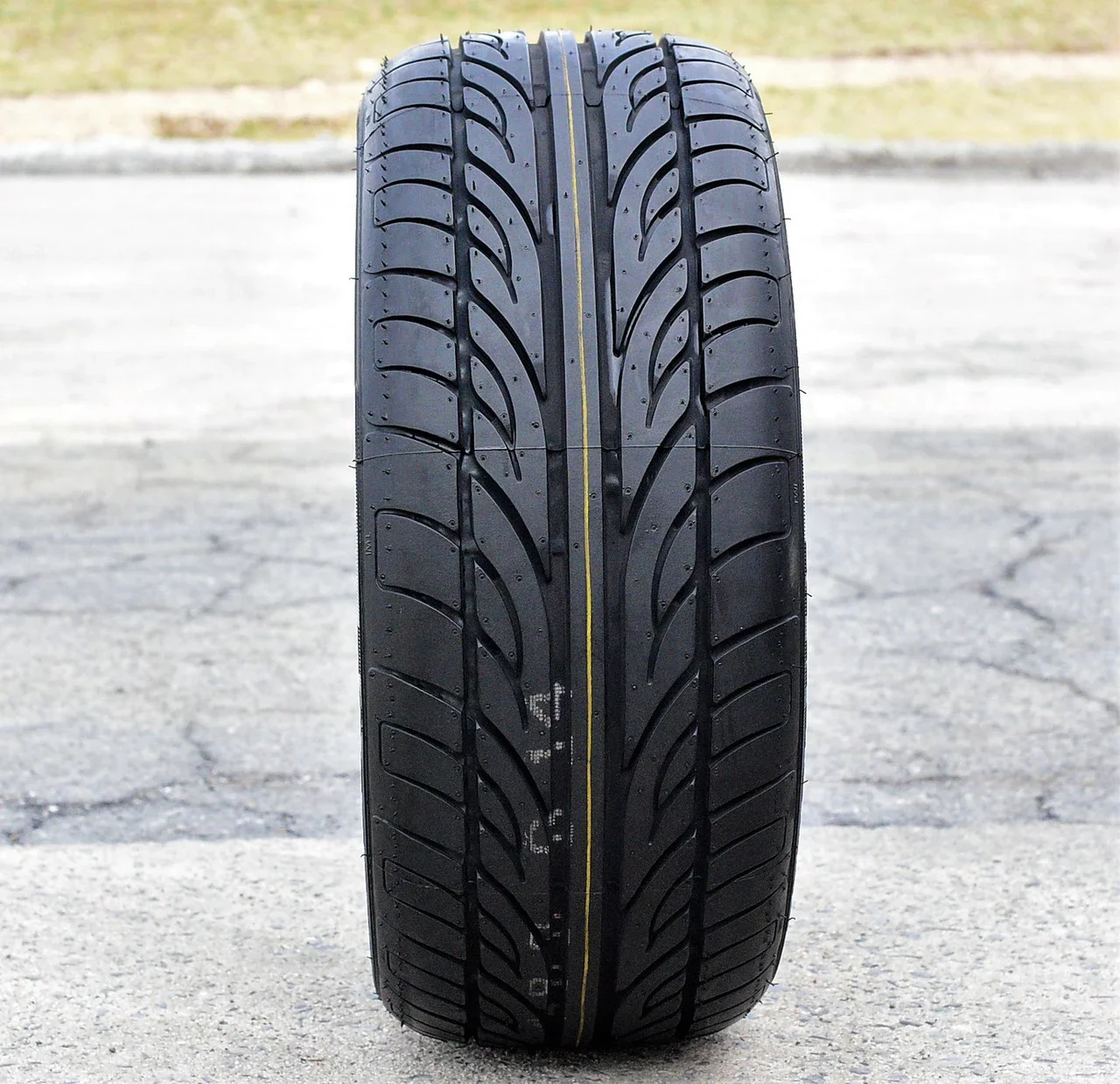 Forceum Hena 205/50R15 ZR 89W XL