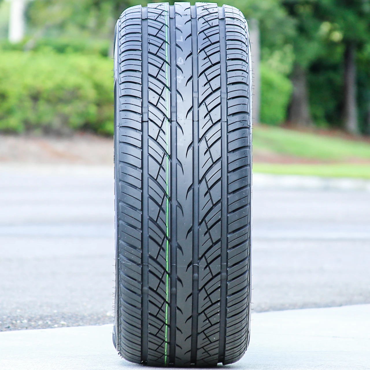 Forceum HP202+ 285/50R20 116V XL