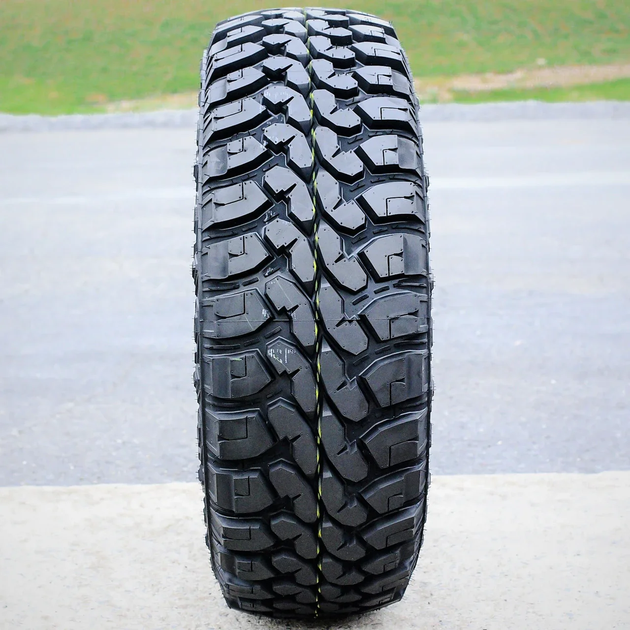 Forceum M/T 08 Plus LT 27X8.50R14 95Q C (6 Ply)