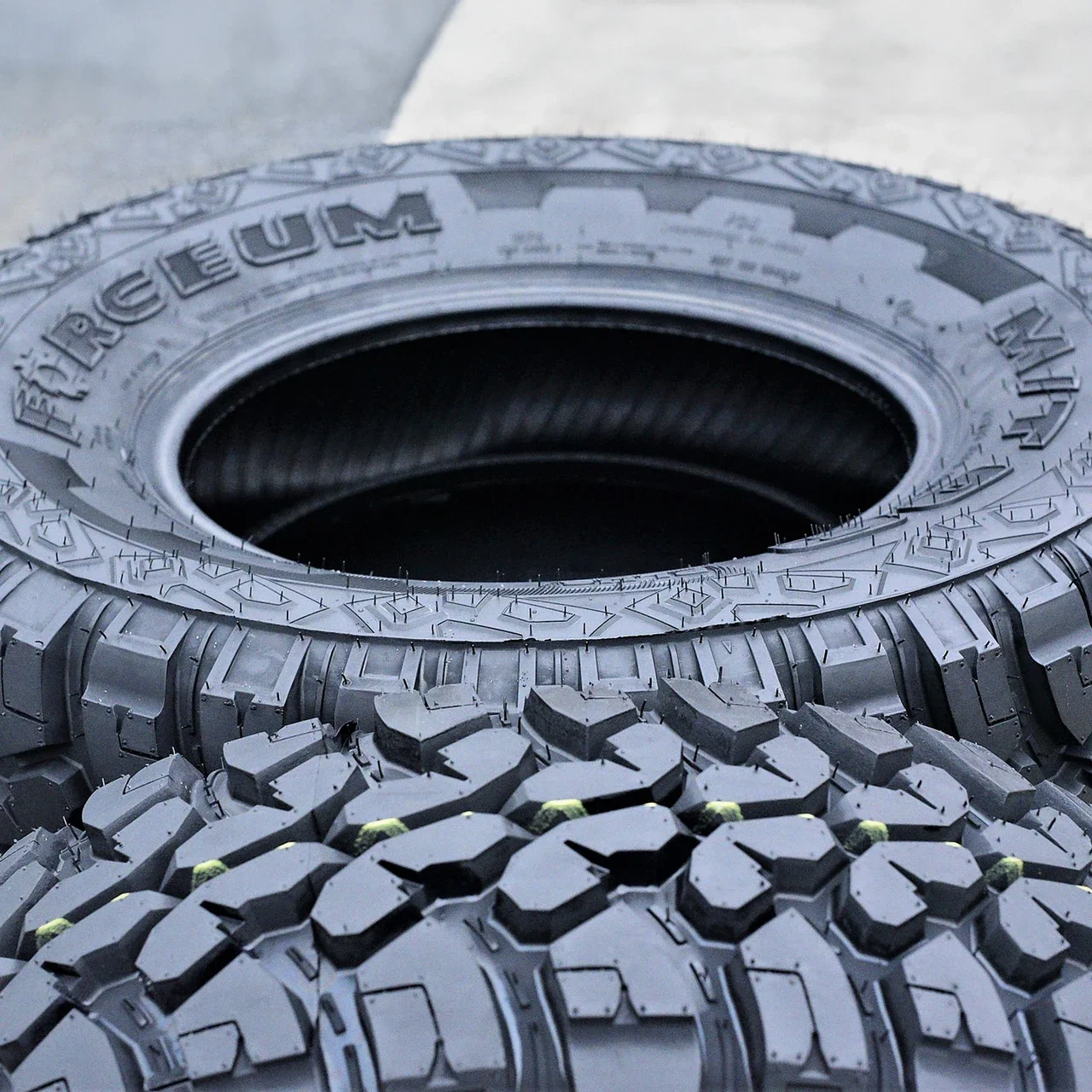 Forceum M/T 08 Plus LT 27X8.50R14 95Q C (6 Ply)