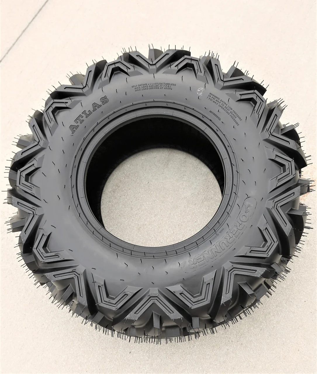 Forerunner Atlas 27X9.00-14 49F 6 Ply