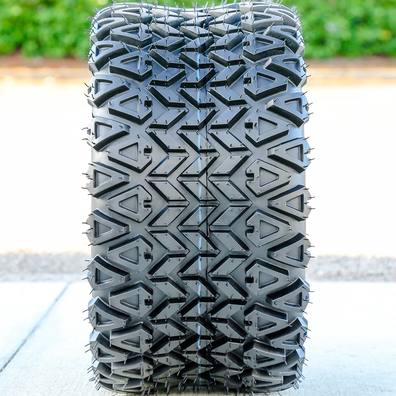 Forerunner GF03 22X11.00-10 4 Ply