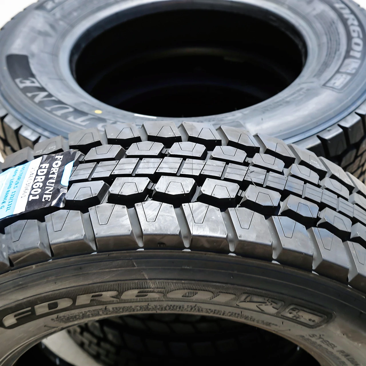Fortune FDR601 245/70R19.5 133/131L G (14 Ply)