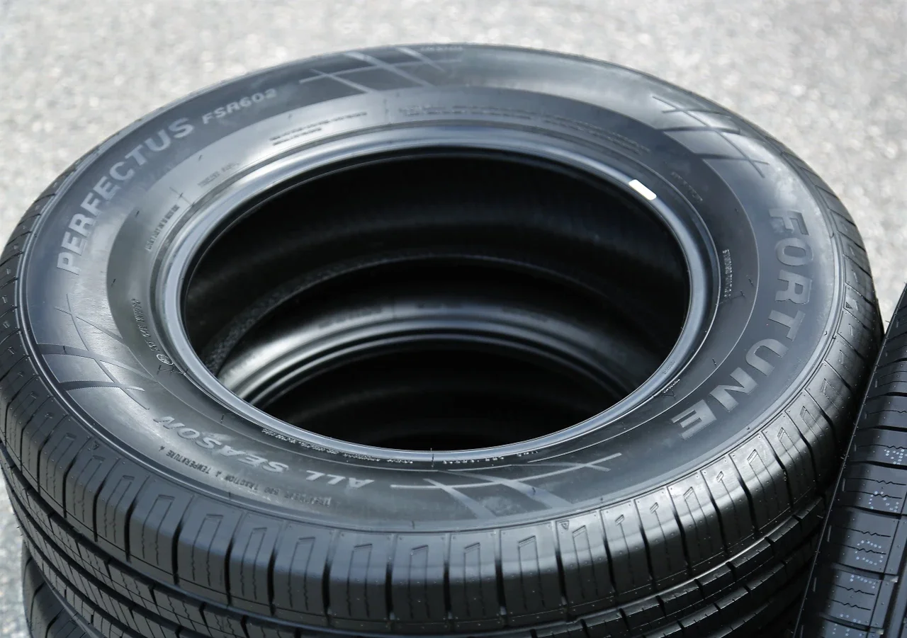 Fortune Perfectus FSR602 215/55R18 95V