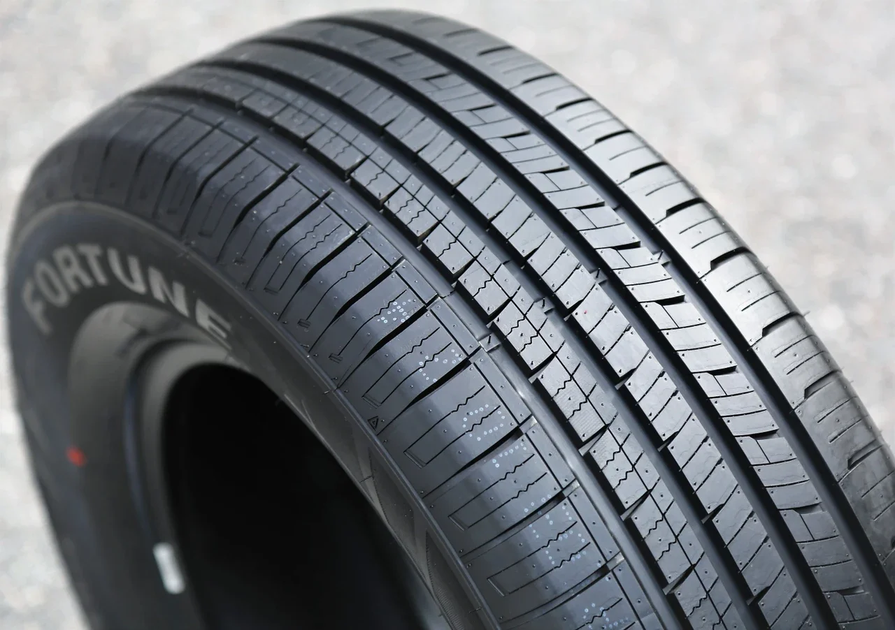 Fortune Perfectus FSR602 245/60R18 105V
