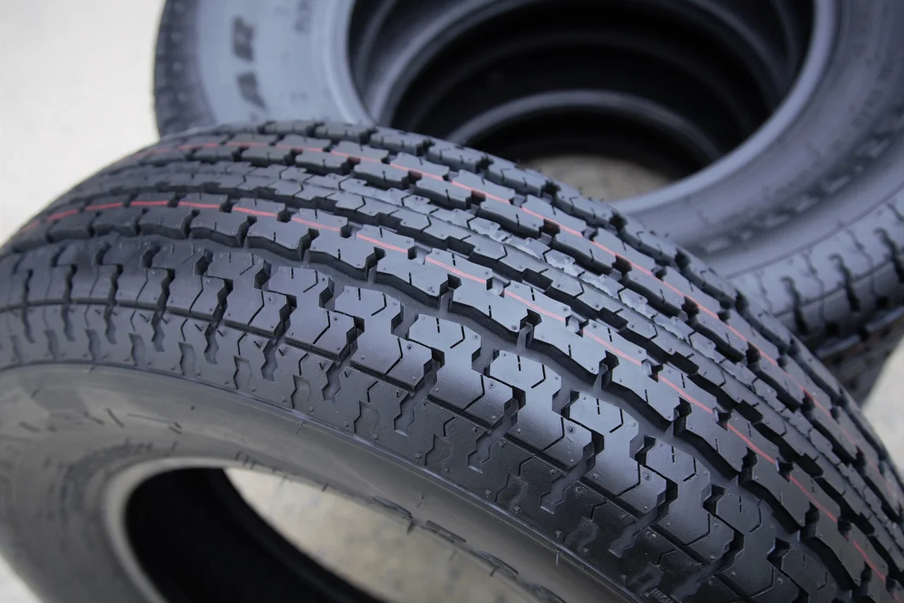 Freestar Radial S/T M-108+ ST 215/75R14 102/98M C (6 Ply)