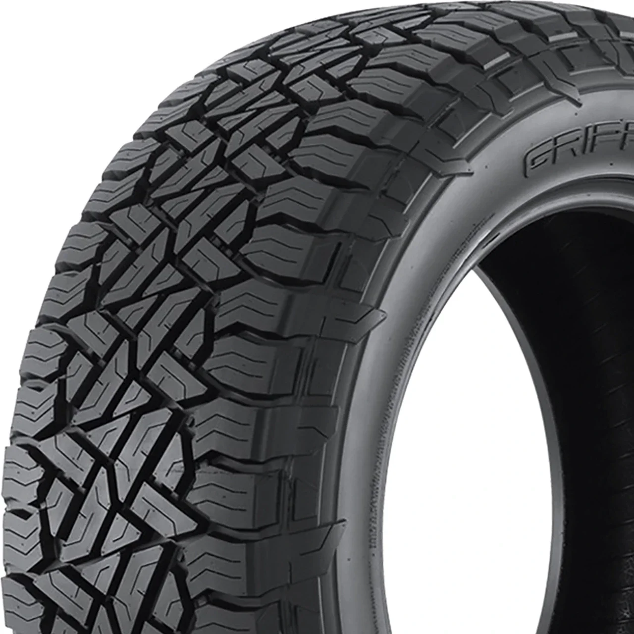 Fuel Off-Road Gripper A/T LT 285/70R17 121/118S E (10 Ply)