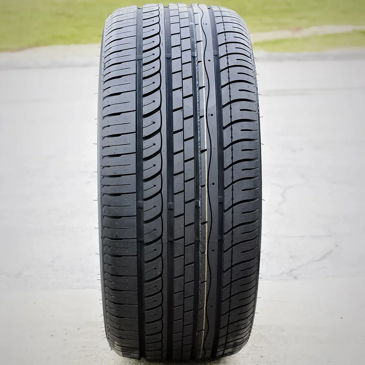 Fullrun F7000 215/70R15 98H