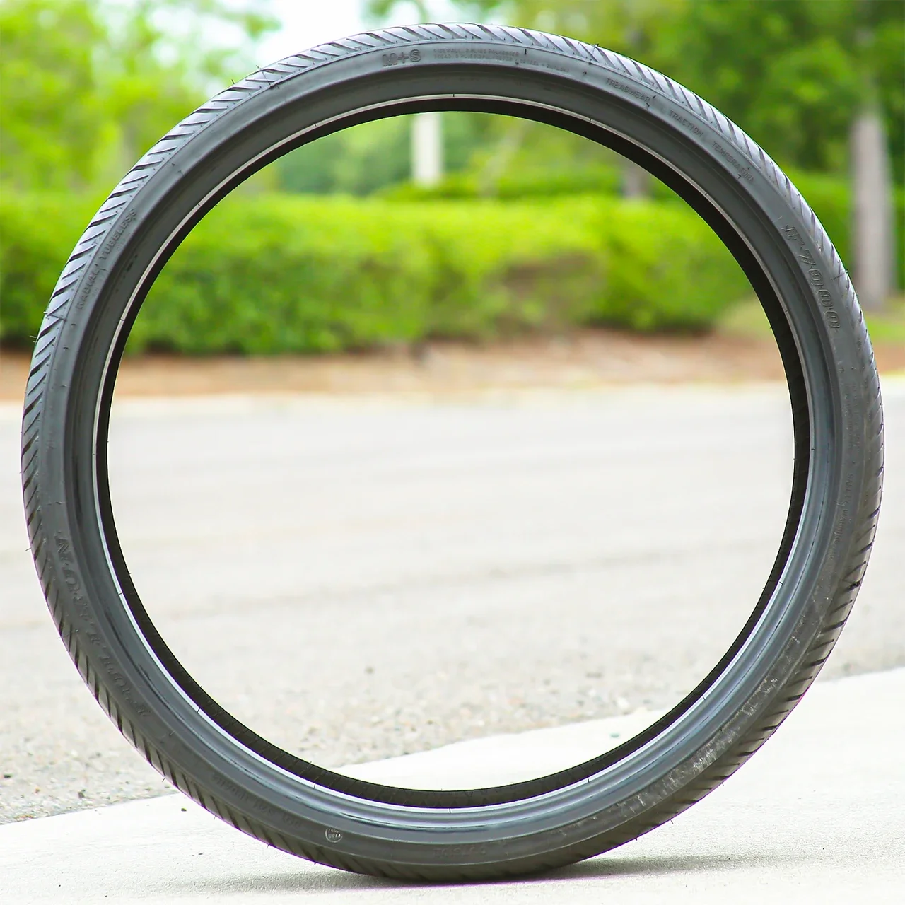 Fullrun F7000 225/30R20 ZR 85W XL