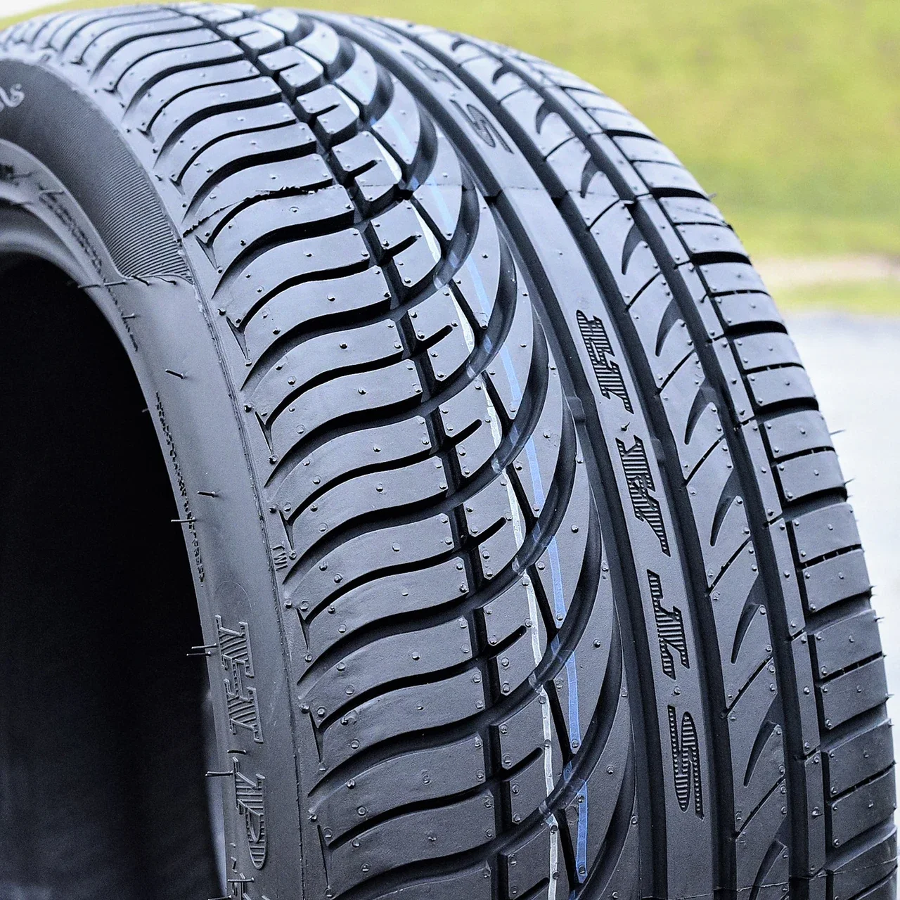 Fullway HP108 215/55R16 ZR 97W XL