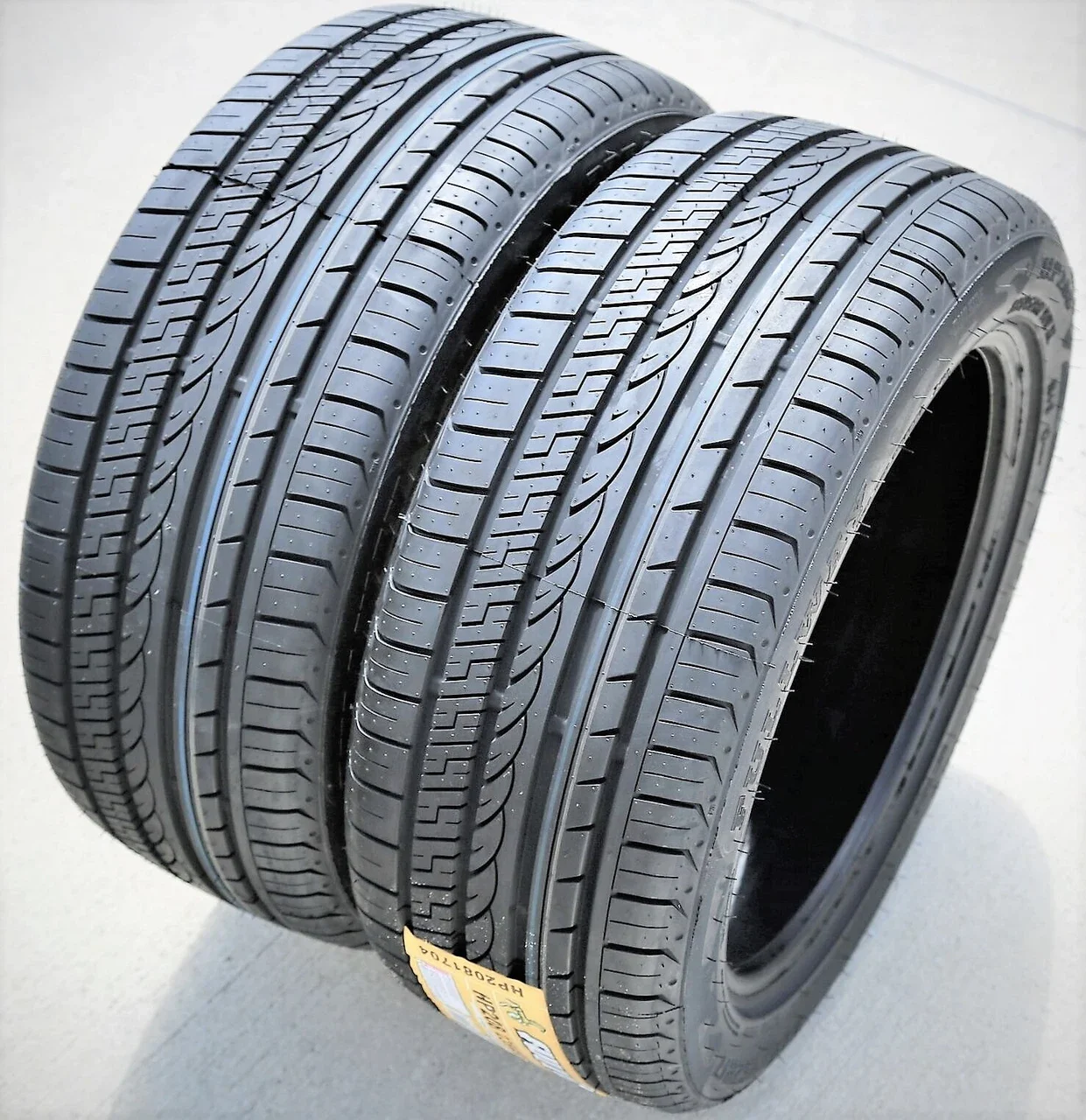 Fullway HP208 235/45R17 ZR 97W XL
