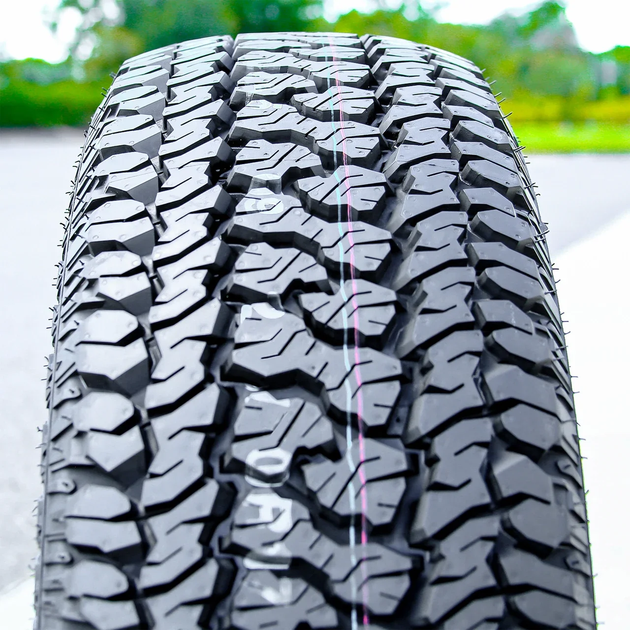Fuzion A/T LT 275/70R18 125/122S E (10 Ply)
