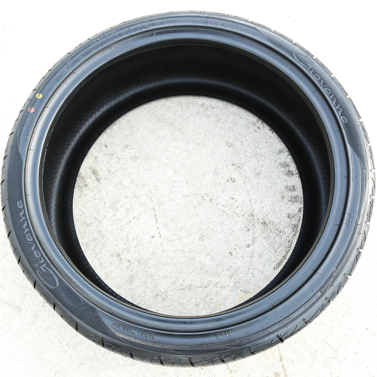 Giovanna A/S 255/30R22 ZR 95W XL