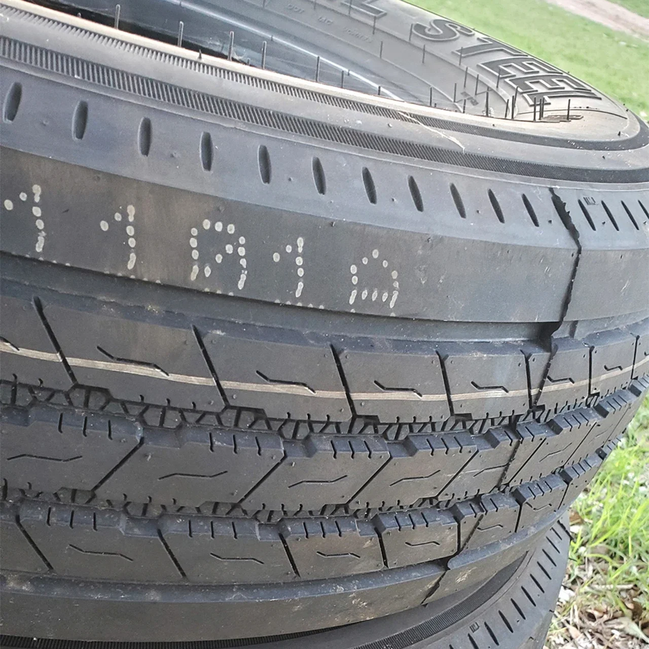 Gladiator All Steel ST 235/80R16 128/124N G (14 Ply)