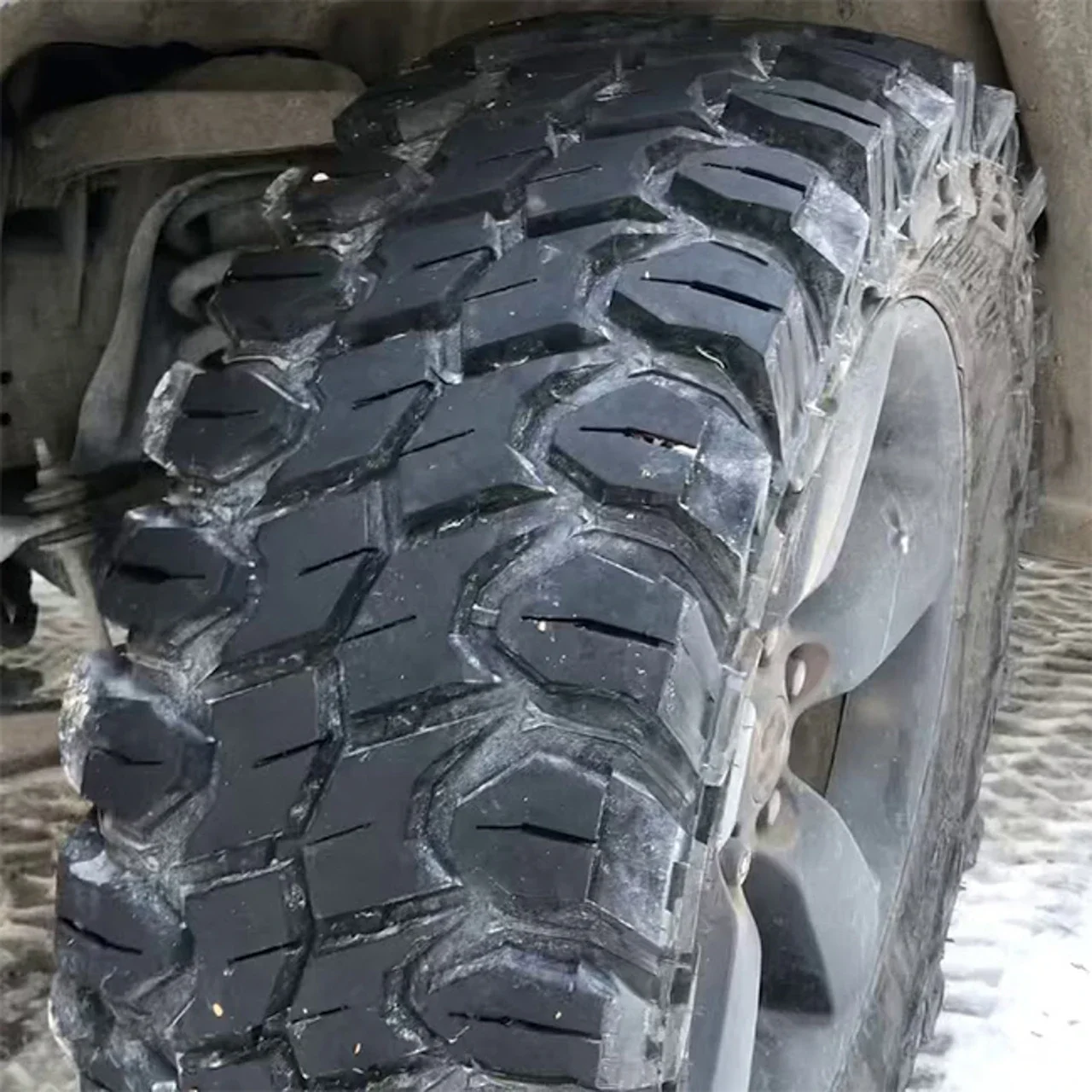 Gladiator X Comp M/T LT 37X13.50R20 128Q F (12 Ply)