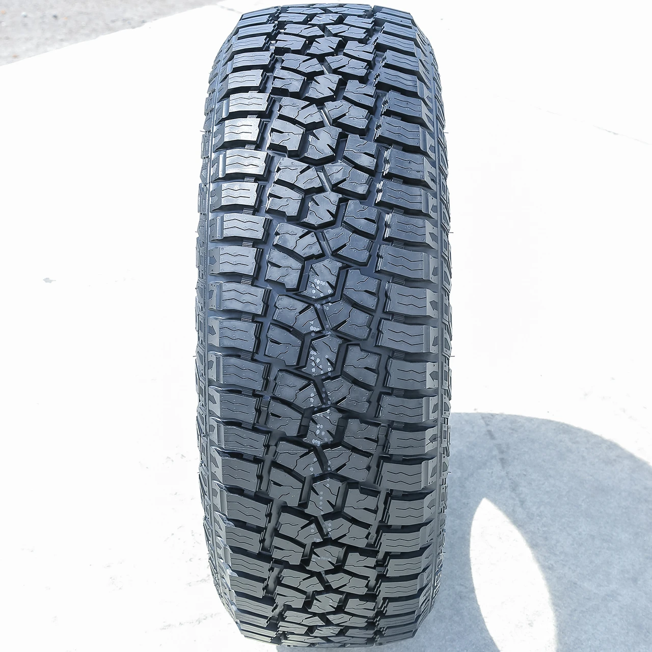 Goodride Terra Legend SL379 LT 33X12.50R18 118Q E (10 Ply)