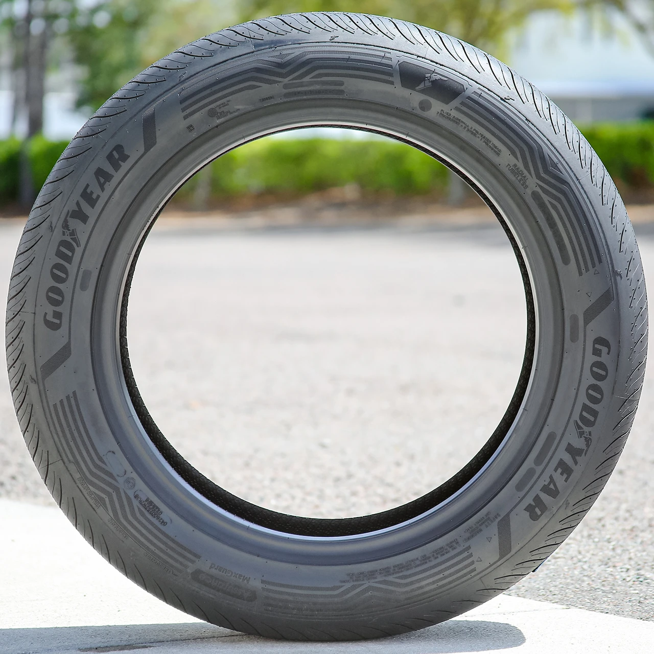 Goodyear Assurance MaxGuard 185/55R15 82V
