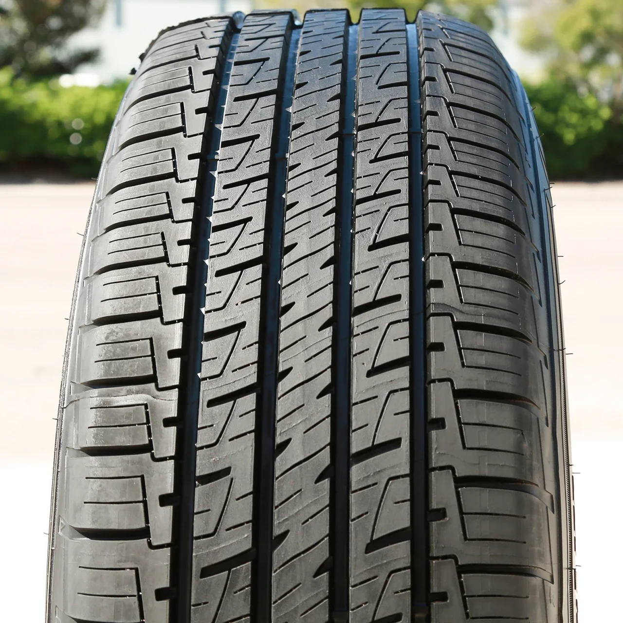 Goodyear Assurance MaxLife 215/60R16 95V