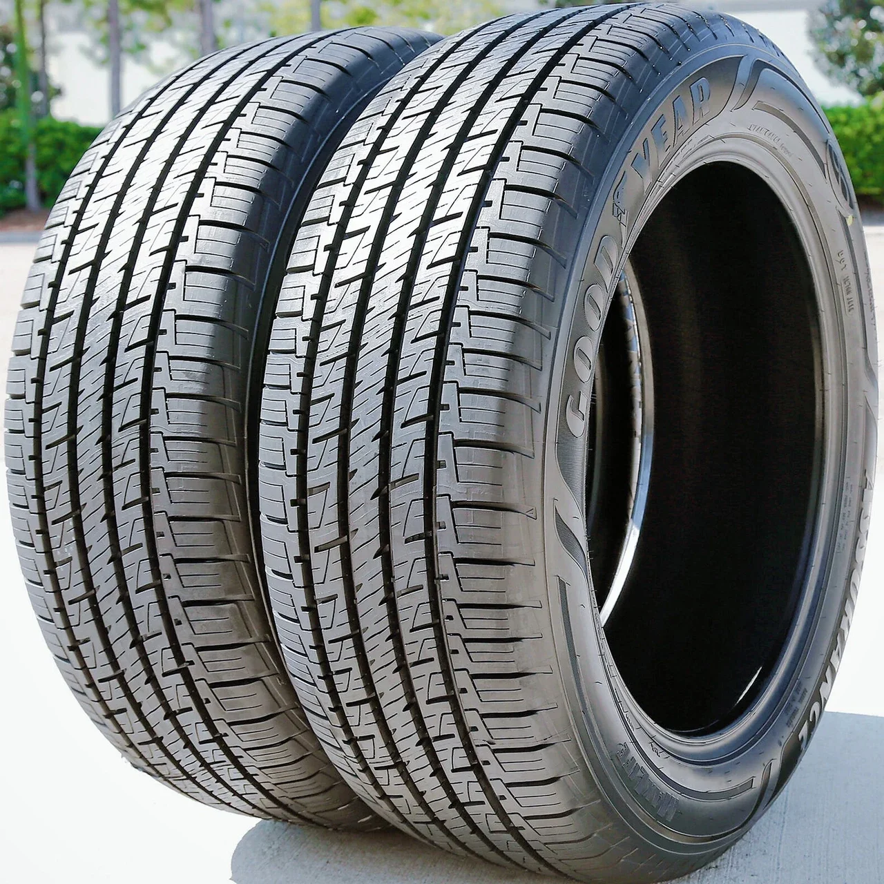 Goodyear Assurance MaxLife 235/55R18 100V