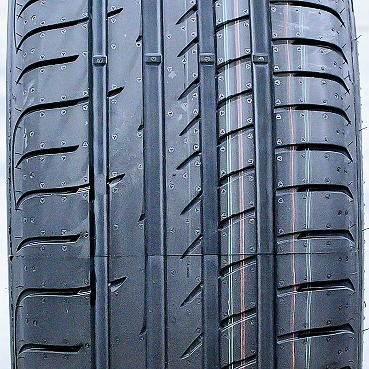 Goodyear Eagle F1 Asymmetric 2 ROF 225/40R19 93Y XL