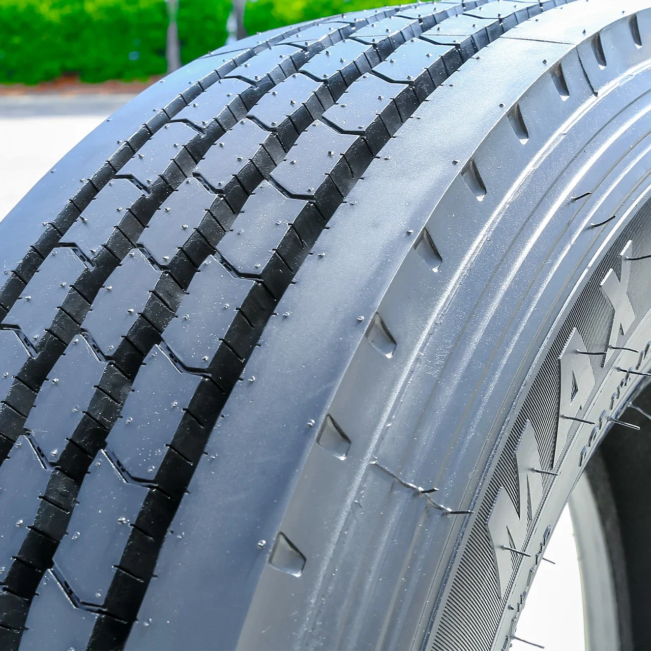 Green Max GAR202 225/70R19.5 128/126M G (14 Ply)