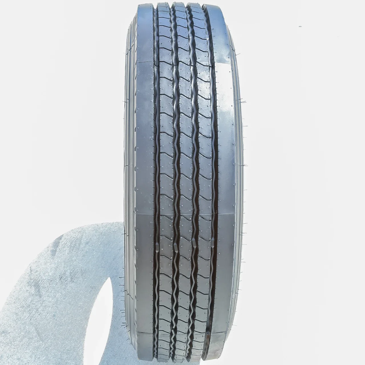 Green Max GAR202 225/70R19.5 128/126M G (14 Ply)