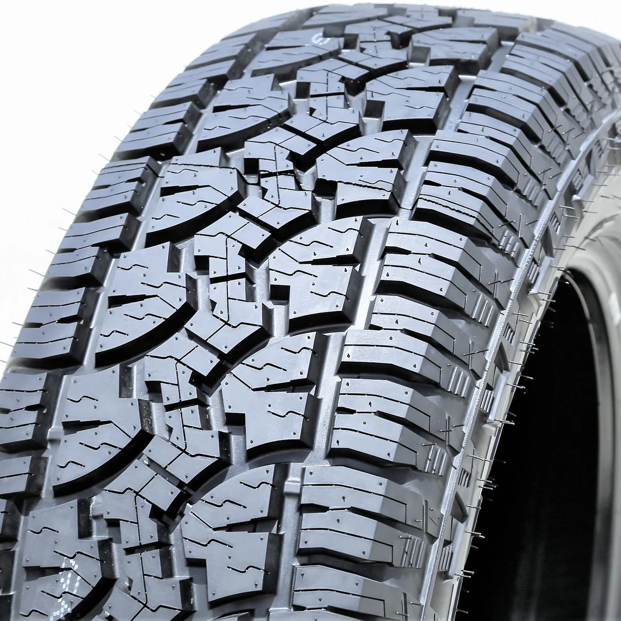 GT Radial Adventuro ATX 255/70R16 109T