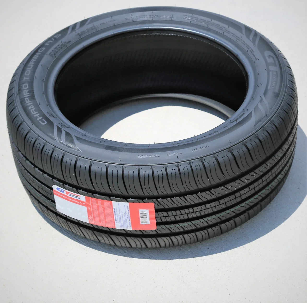 GT Radial Champiro Touring A/S 225/50R18 95T