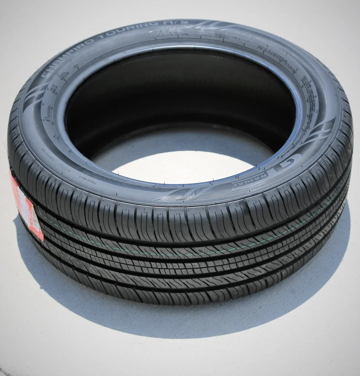 GT Radial Champiro Touring A/S 225/50R18 95T