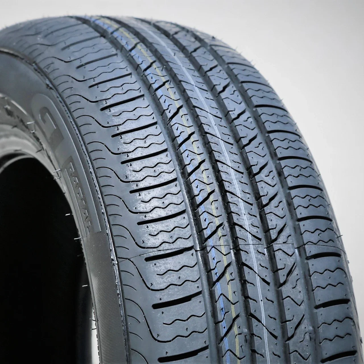 GT Radial Maxtour All Season 205/60R16 92T