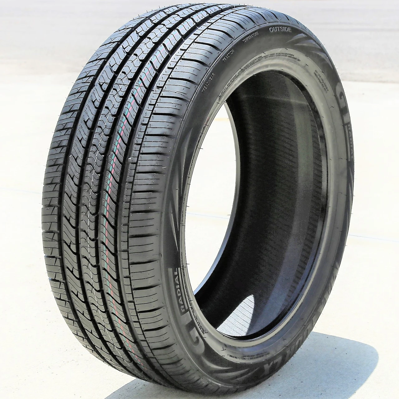 GT Radial Maxtour LX 225/40R18 92V XL