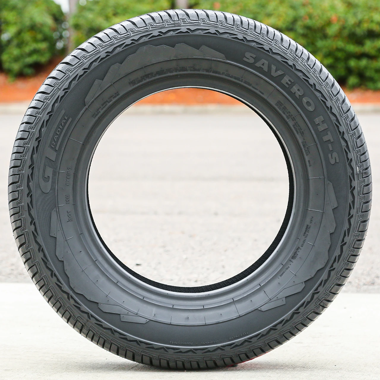 GT Radial Savero HT-S 215/65R16 98H